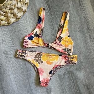 acacia retro paradise set